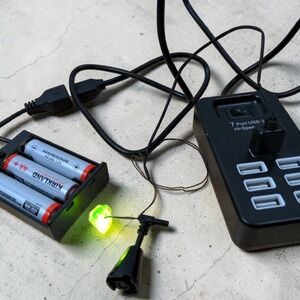 USB Multi-Port Splitter Hub with AA Battery Box for LEGO LED Light Kit DIY Power